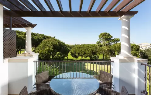 PINE CLIFF - PENTHOUSE BALCONY PINE CLIFF - PENTHOUSE BALCONY